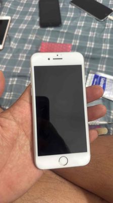 Apple iPhone 8 64GB Trắng