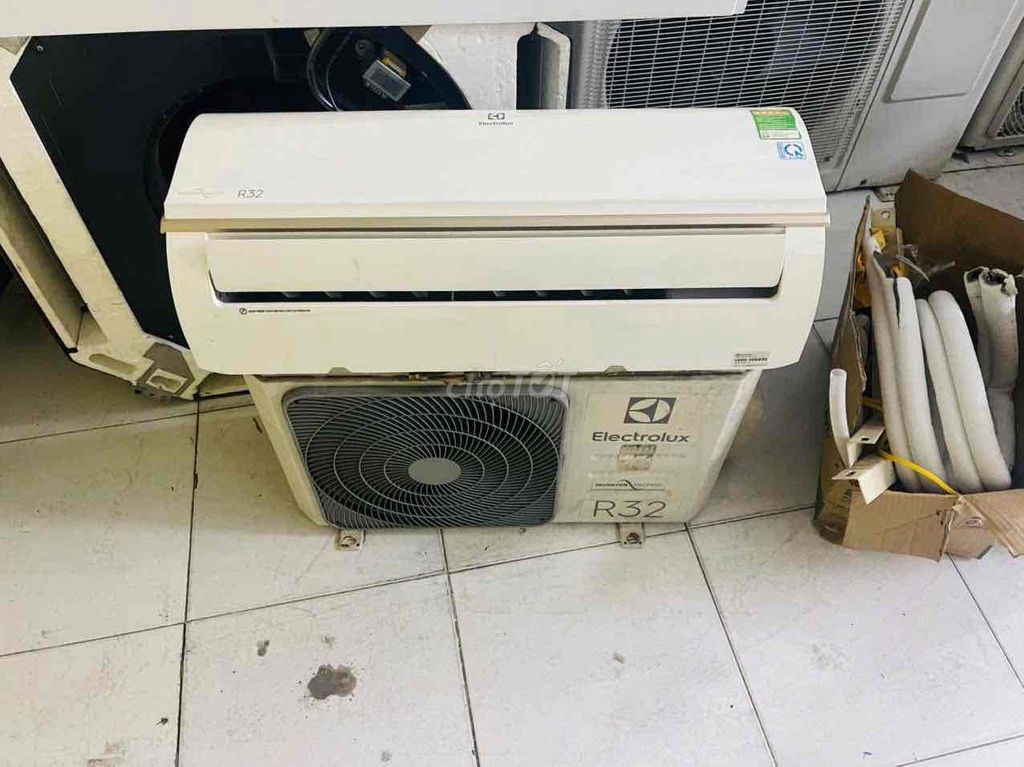 Máy lạnh Electrolux 1Hp Inverter gas 32 zin 100%. Mua bán Máy lạnh, điều hoà tại Quận Phú Nhuận Tp Hồ Chí Minh được đăng bởi THỊNH KHANG MINH hình 1