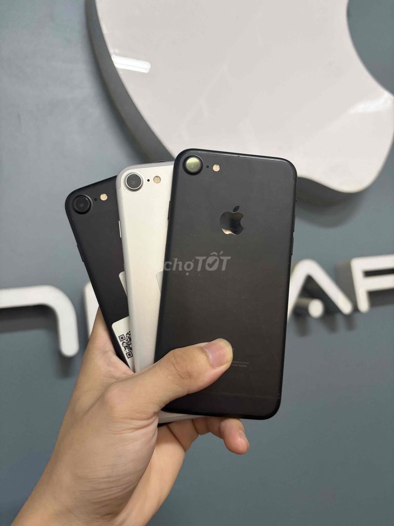 Apple iPhone 7 64GB Đen, Trắng Mỹ. Mua bán Điện thoại tại Quận Thanh Xuân Hà Nội được đăng bởi Nguyễn Đình Nam hình 1