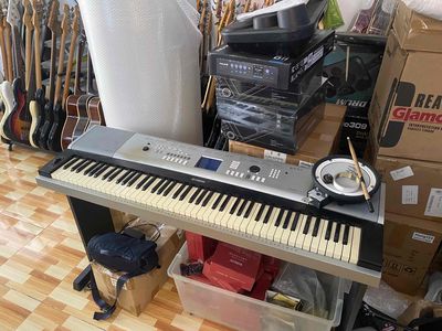 Đàn piano kèm organ yamaha dgx520