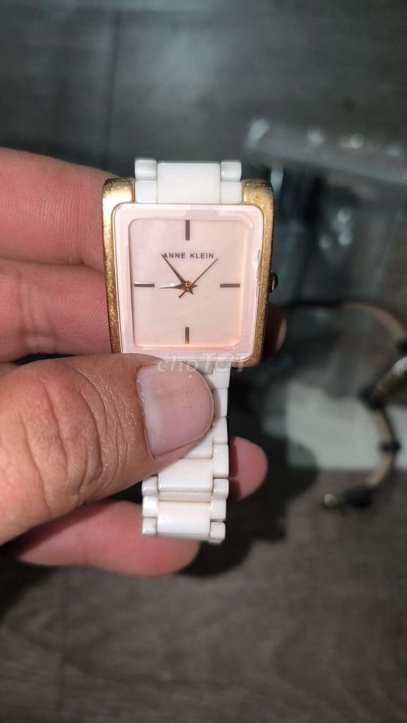 Anne Klein AK/2952 Y121E Nữ Trắng Vàng. Mua bán Đồng hồ tại Quận Phú Nhuận Tp Hồ Chí Minh được đăng bởi super express hình 1
