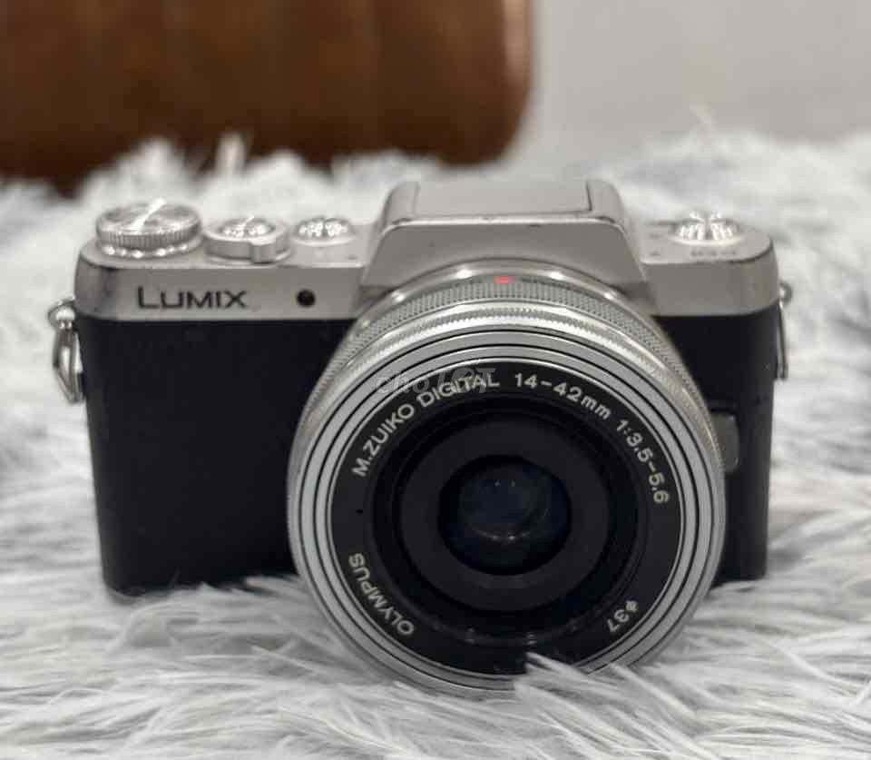 Máy ảnh Lumix GF8 Màn tối 4 góc. Mua bán Máy ảnh, Máy quay tại Quận 5 Tp Hồ Chí Minh được đăng bởi Anh Thư hình 1