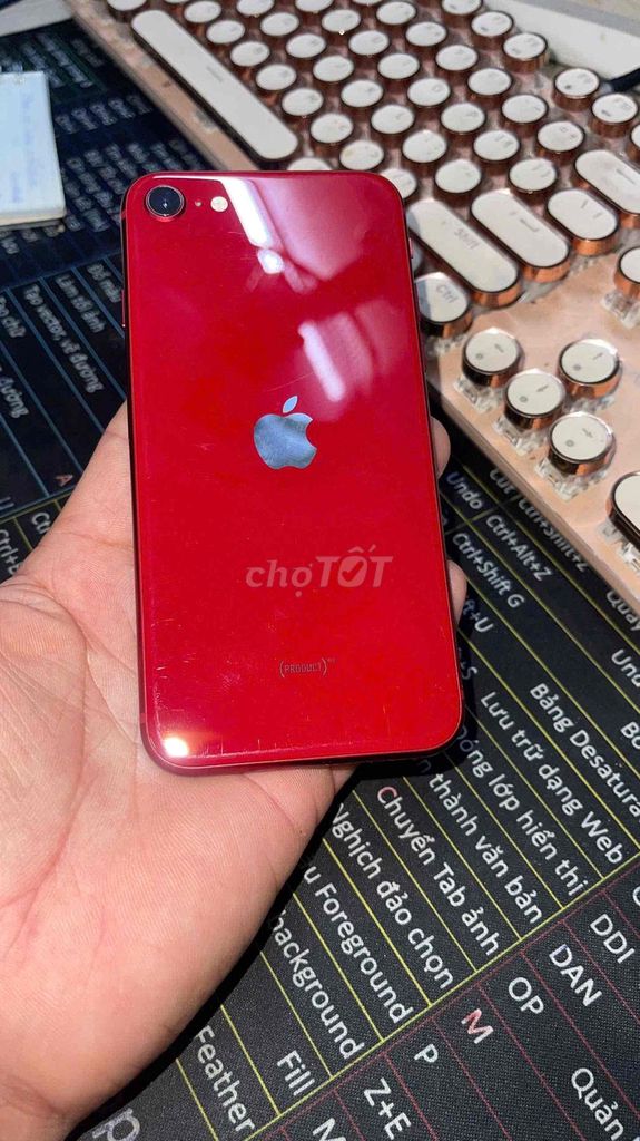 Apple iPhone SE 3 Đỏ 5G. Mua bán Điện thoại tại Thành phố Biên Hòa Đồng Nai được đăng bởi giakhang hình 1
