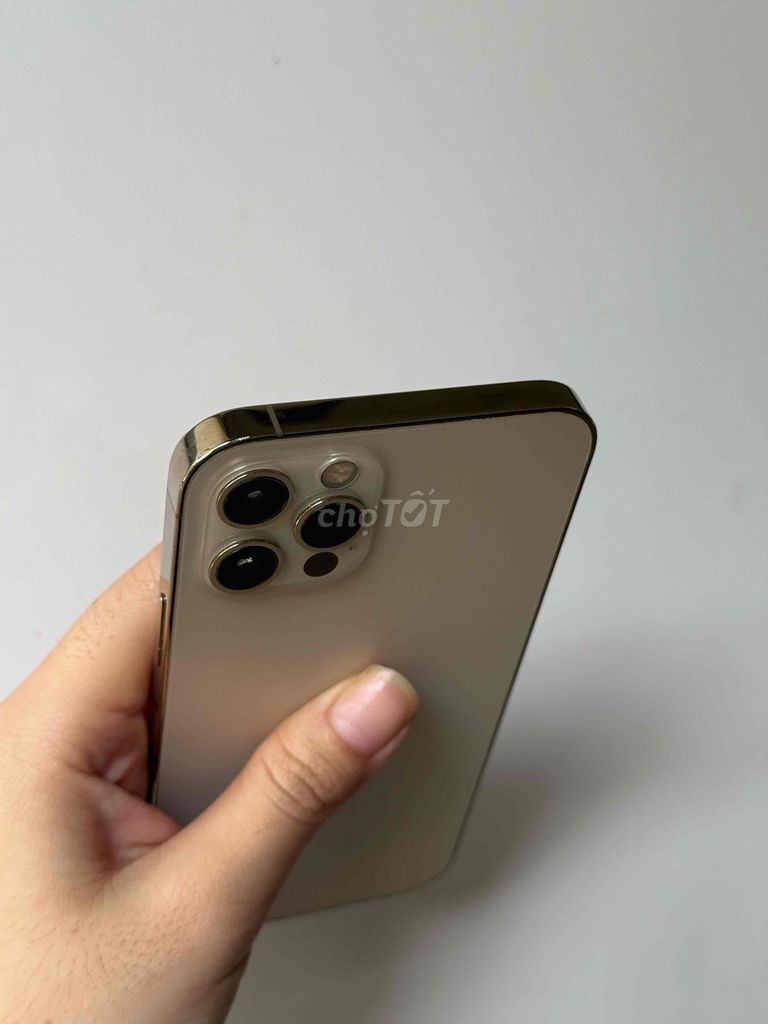 THANH LÝ IPHONE 12 PRO. Mua bán Điện thoại tại Quận Cẩm Lệ Đà Nẵng được đăng bởi Diệu Hương hình 1