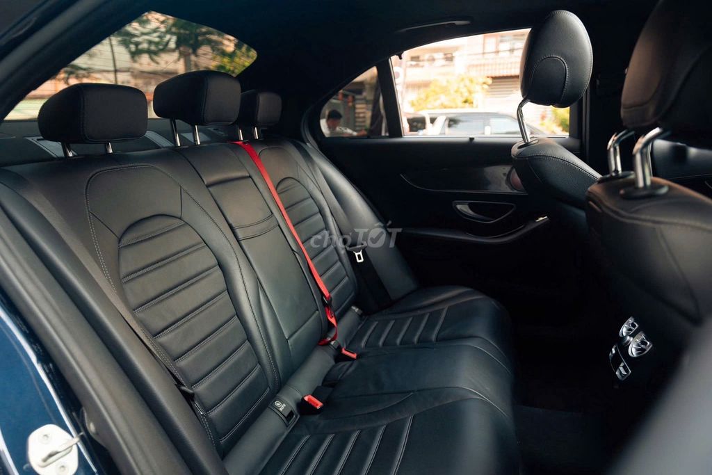 Mercedes Benz C300 AMG 2019 - Xanh CVS/Đen. Mua bán Ô tô tại Quận 7 Tp Hồ Chí Minh được đăng bởi Bi Xe Đức hình 19