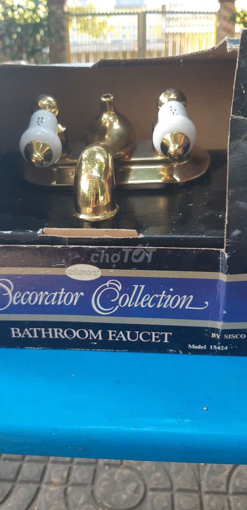 Vòi nước nóng lạnh Sisco 15424. Mua bán Thiết bị vệ sinh, nhà tắm tại Quận Bình Thuỷ Cần Thơ được đăng bởi Ngọc Tiến  hình 1