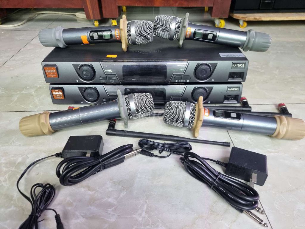 Micro không dây BBS U-1800S Xám. Mua bán Tivi, Âm thanh tại Quận 12 Tp Hồ Chí Minh được đăng bởi Tiến Dũng Âm Thanh Bãi  Tuyển chọn  hình 1