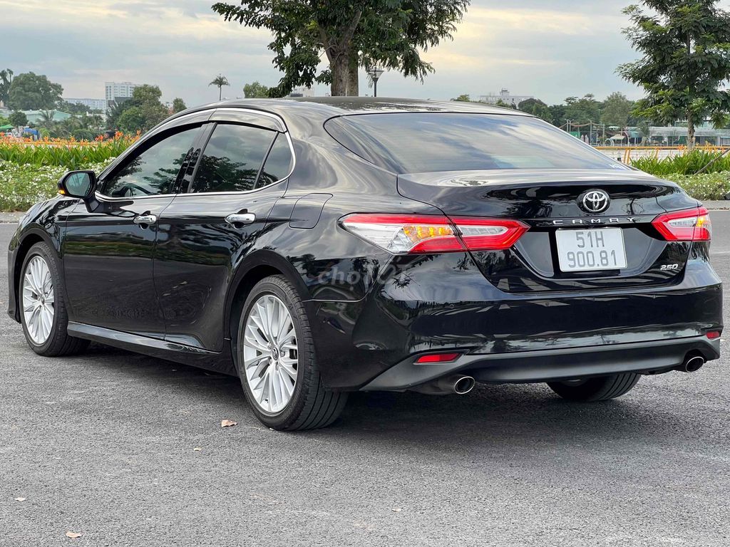 Toyota Camry 2021 2.5Q đen VIP 1 chủ tuyệt đẹp. Mua bán Ô tô tại Thành phố Thủ Đức Tp Hồ Chí Minh được đăng bởi Mr Điệp  hình 4