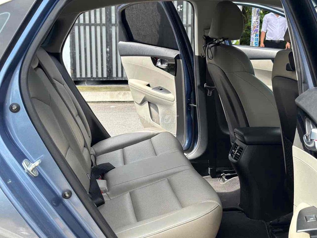 Kia Cerato 2020 1.6 AT Luxury  - 55000 km. xe zin. Mua bán Ô tô tại Huyện Hóc Môn Tp Hồ Chí Minh được đăng bởi XE CỦA MỌI NHÀ AUTO 888 hình 7