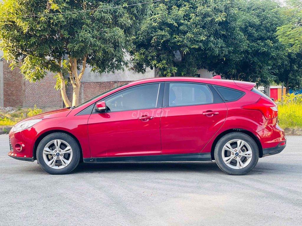 Ford Focus 2013 1.6 AT Đỏ. Mua bán Ô tô tại Thị xã Sơn Tây Hà Nội được đăng bởi Chữ Tín hình 5