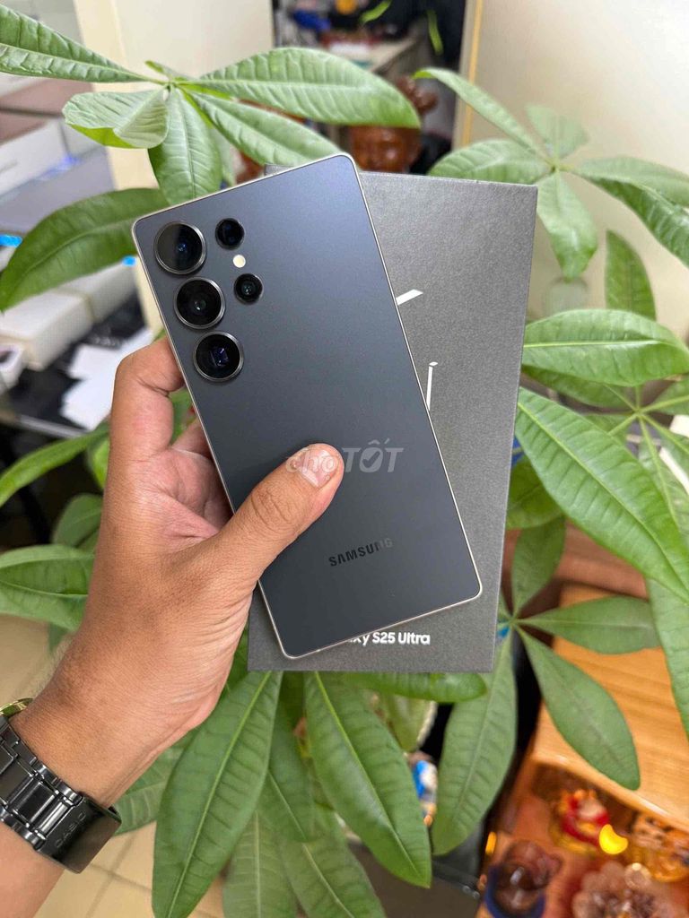 Samsung S25 Ultra Xám Đã sử dụng Bh 4/2027 keng. Mua bán Điện thoại tại Quận 7 Tp Hồ Chí Minh được đăng bởi mrlao hình 1