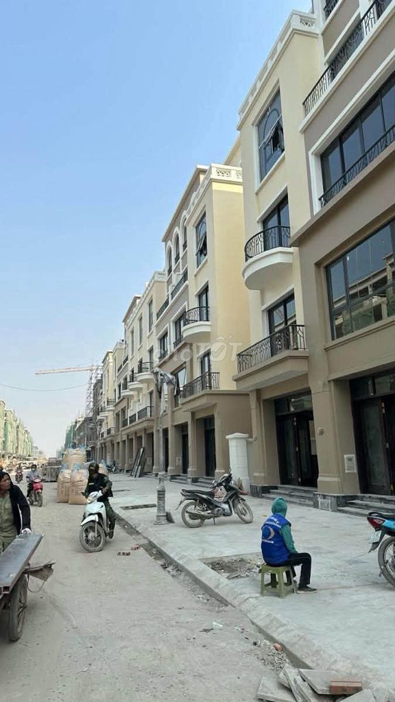 Таунхаус в Vinhomes Ocean Park 2, 75м², 10 млрд