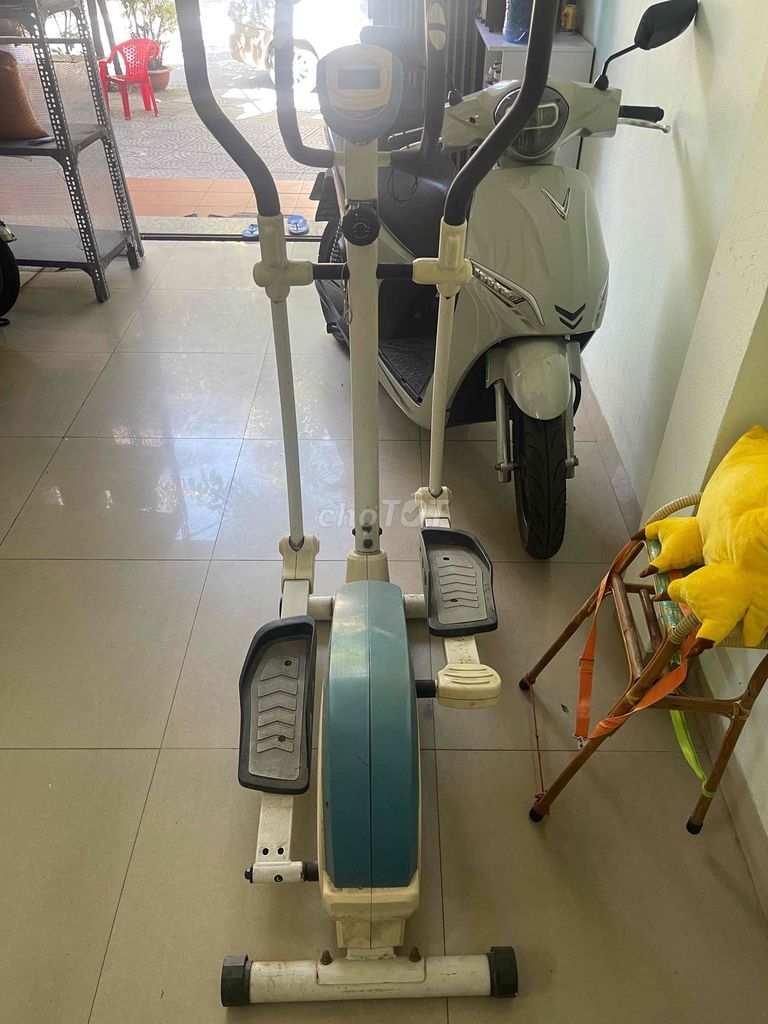 Máy chạy bộ Trắng, Xanh. Mua bán Đồ thể thao, Dã ngoại tại Quận Thanh Khê Đà Nẵng được đăng bởi Nguyễn Tuấn Khôi hình 1