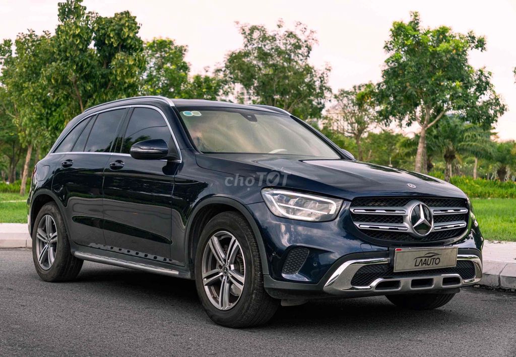 LONG ANH AUTO về Mercedes GLC200 2021. Mua bán Ô tô tại Quận 7 Tp Hồ Chí Minh được đăng bởi LongAnh AuTo  hình 3