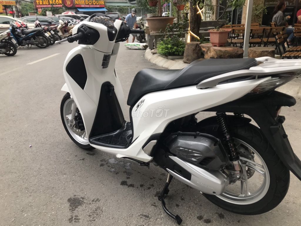 0913506899 - Honda SH 150cc ABS TRẮNG 2019