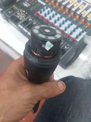 Bán  cây micro  dây như hình.. Mua bán Tivi, Âm thanh tại Thành phố Thủ Đức Tp Hồ Chí Minh được đăng bởi Phuc An