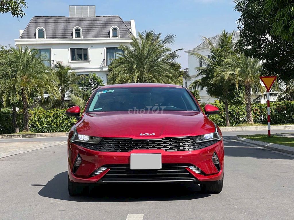 Kia K5 Luxury 2022 một chủ odo 6v. Mua bán Ô tô tại Quận Long Biên Hà Nội được đăng bởi PHÚC LÂM  AUTO hình 1