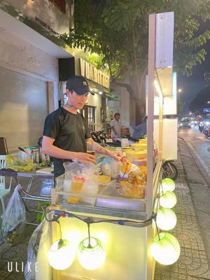 TUYỂN NHÂN VIÊN BÁN TRÀ VÀ COFFE