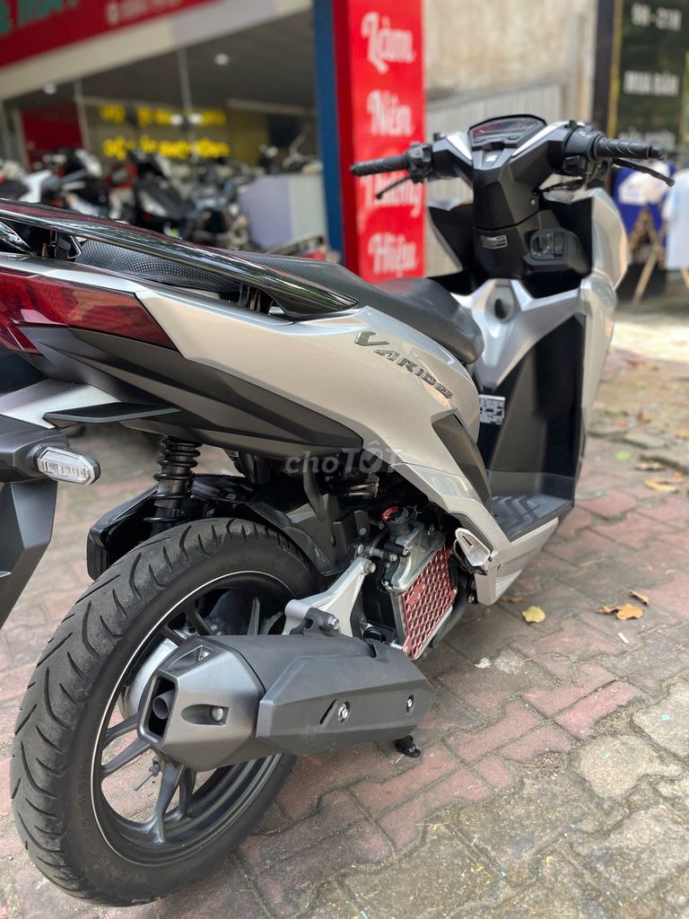 Honda Vario 150 2021 Bạc Smartkey. Mua bán Xe máy tại Thành phố Biên Hòa Đồng Nai được đăng bởi Phương nguyễn  hình 4