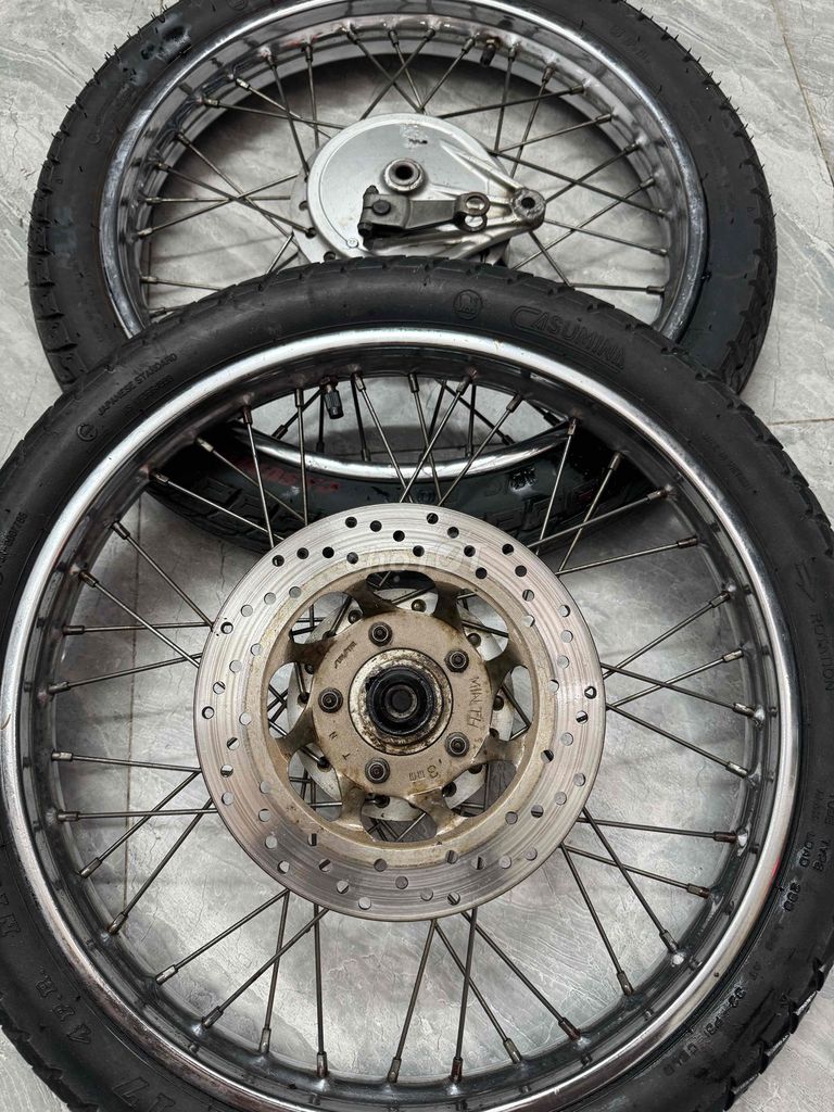 cặp bánh rin future 1 date 99 trùng mã J-V. Mua bán Phụ tùng xe tại Quận Bình Thạnh Tp Hồ Chí Minh được đăng bởi ET  hình 1