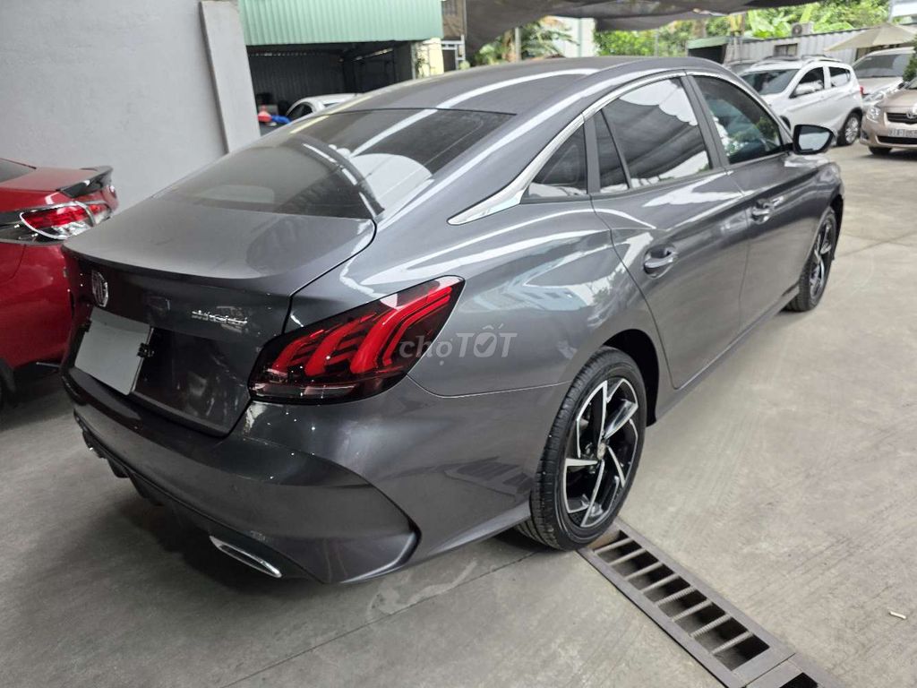 2022 Luxury - 39000 km siêu mới. Mua bán Ô tô tại Thành phố Dĩ An Bình Dương được đăng bởi Huy Luân Auto hình 4