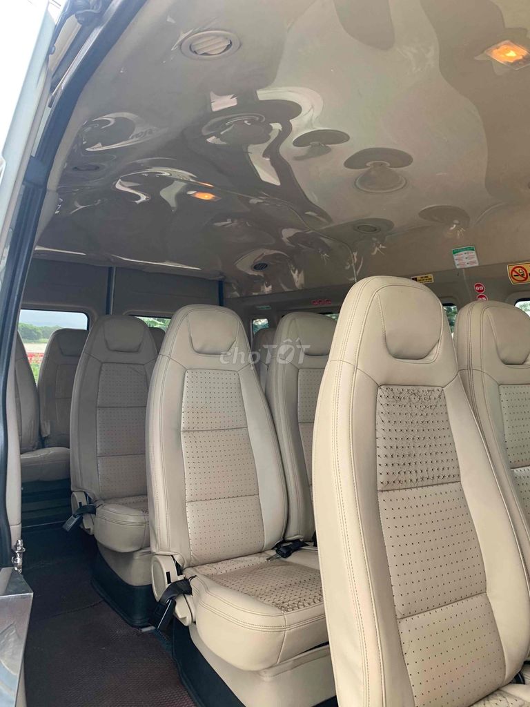 Ford Transit 2016 Luxury - 239000 km. Mua bán Ô tô tại Huyện Duy Xuyên Quảng Nam được đăng bởi Hien Van hình 4