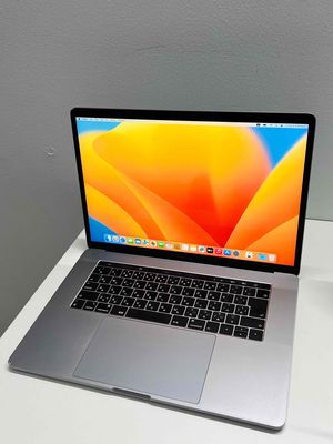 Xả Macbook Pro 2018 15inch i7/16/256