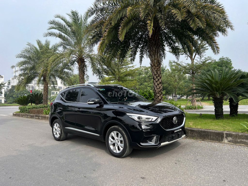 MG ZS AT 2021 Màu Đen. Mua bán Ô tô tại Quận Thanh Xuân Hà Nội được đăng bởi Thanh Biz Nguyễn Thái Auto hình 5