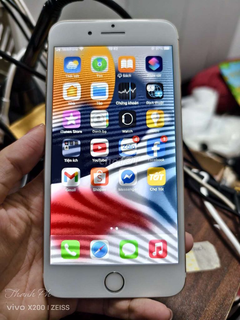Apple iPhone 7 Plus 128GB Vàng. Mua bán Điện thoại tại Huyện Núi Thành Quảng Nam được đăng bởi Thanh Ph  hình 1