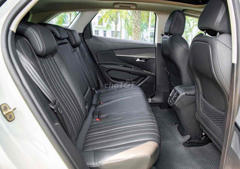 Peugeot 3008 allure 2019. Mua bán Ô tô tại Quận Long Biên Hà Nội được đăng bởi Trang Gala hình 10