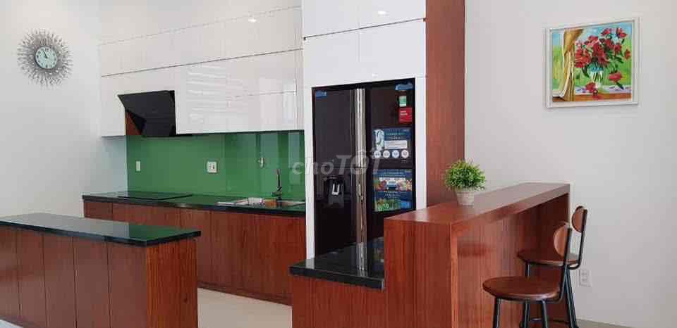 Nhà 2 tầng, đường thanh lương,  2pn, 3wc, phòng thờ, phòng khách, sân. Mua bán nhà ở tại Quận Cẩm Lệ Đà Nẵng được đăng bởi Hoàng Thị Châu hình 2
