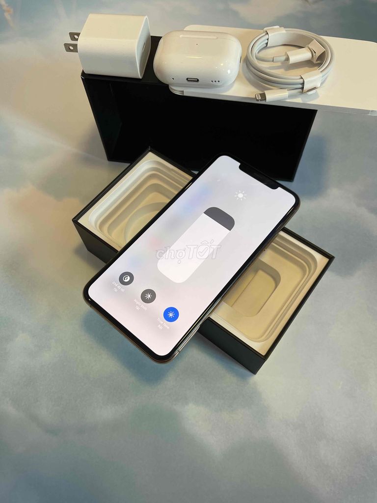 iPhone 11 Pro Max 256G Gold QTế Zin Đét Pin Zin94%. Mua bán Điện thoại tại Quận 1 Tp Hồ Chí Minh được đăng bởi Hủ Vàng Tài Lộc hình 2