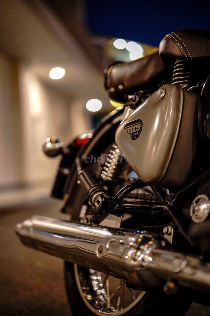 Royal Enfield Classic 500 abs. Mua bán Xe máy tại Quận Bình Thạnh Tp Hồ Chí Minh được đăng bởi Trương Bá Lưu hình 4