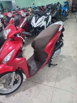 Honda Vision Đỏ. Mua bán Xe máy tại Quận Bình Tân Tp Hồ Chí Minh được đăng bởi Cường phát 