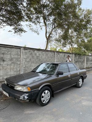 Toyota Camry 1988 màu Nâu
