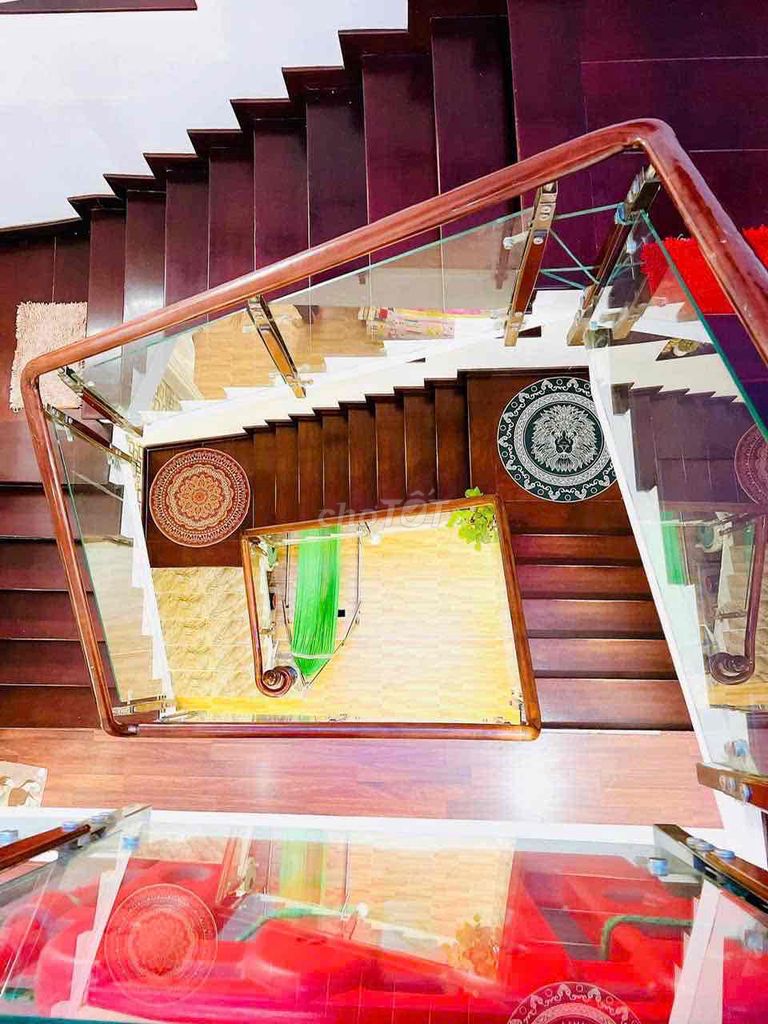 🔱BIỆT THỰ BỀ THẾ SIÊU ĐẸP TÔN ĐẢN   NGANG KHÔNG THỦ 10 MÉT DÀI 15 MÉT. Mua bán nhà ở tại Quận 4 Tp Hồ Chí Minh được đăng bởi THÀNH NHÀ THẬT CHUYÊN Q4 hình 2