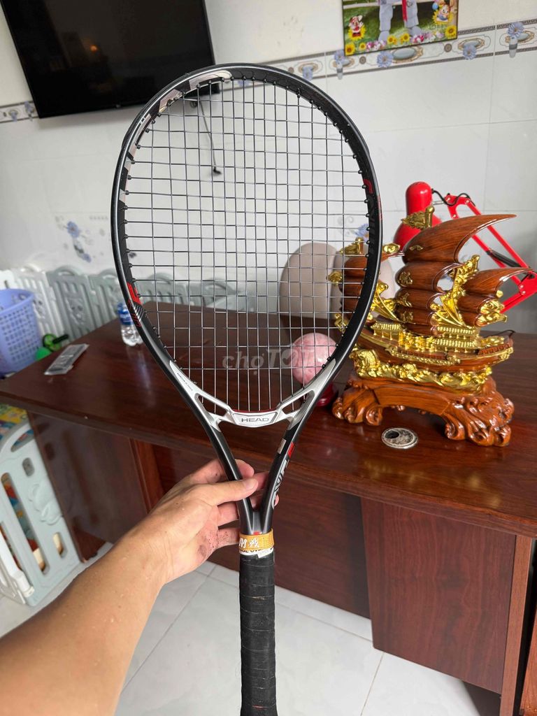 It dùng bán lại Vợt tennis Head MXG 5 Đen. Mua bán Đồ thể thao, Dã ngoại tại Quận Cái Răng Cần Thơ được đăng bởi Le Hoang hình 1