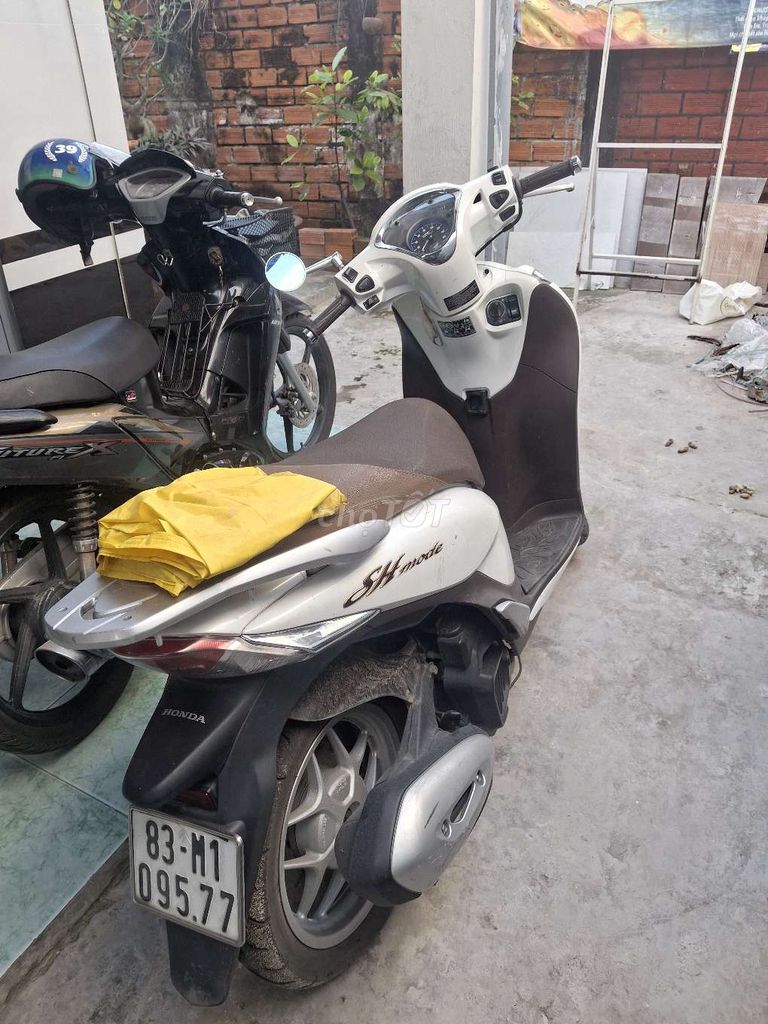 Honda SH Mode 2019 Trắng nâu. Mua bán Xe máy tại Thành phố Sóc Trăng Sóc Trăng được đăng bởi huỳnh thừa hình 1