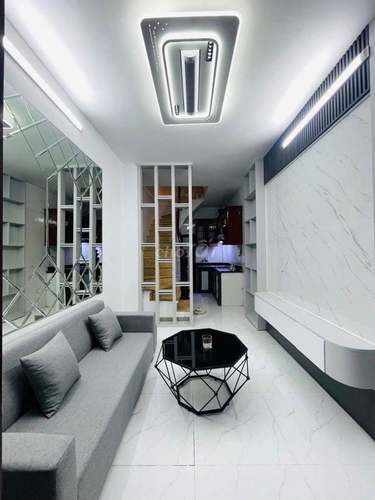 Bán nhà 5 tầng ngõ 158 Trương Định, Hà Nội