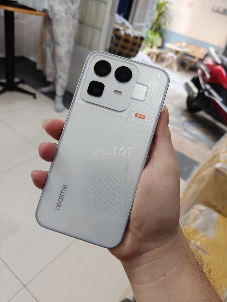Realme Neo 8(12/256)state 0 likenew fullbox có gl. Mua bán Điện thoại tại Quận 5 Tp Hồ Chí Minh được đăng bởi Strawberry Táo hình 1