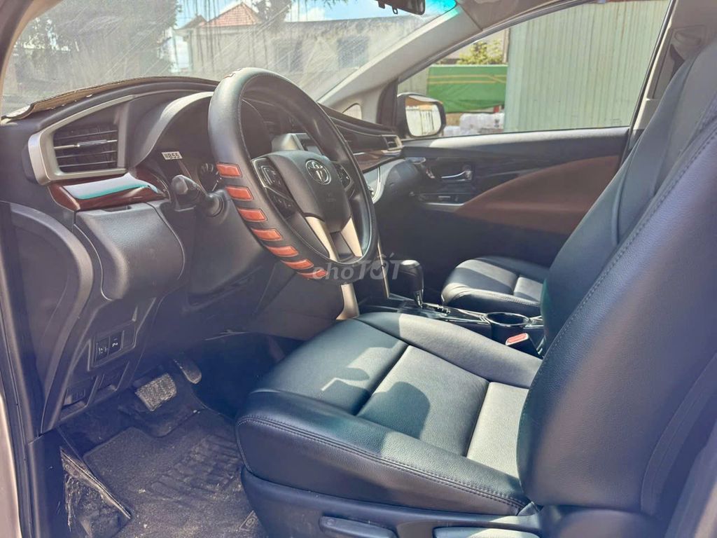 Toyota Innova 2.0G đời xe: 2018 Số tự động 8 chỗ. Mua bán Ô tô tại Huyện Hóc Môn Tp Hồ Chí Minh được đăng bởi Mr Nhựt chuyên xe hơi lướt chuẩn Toyota Sure hình 7