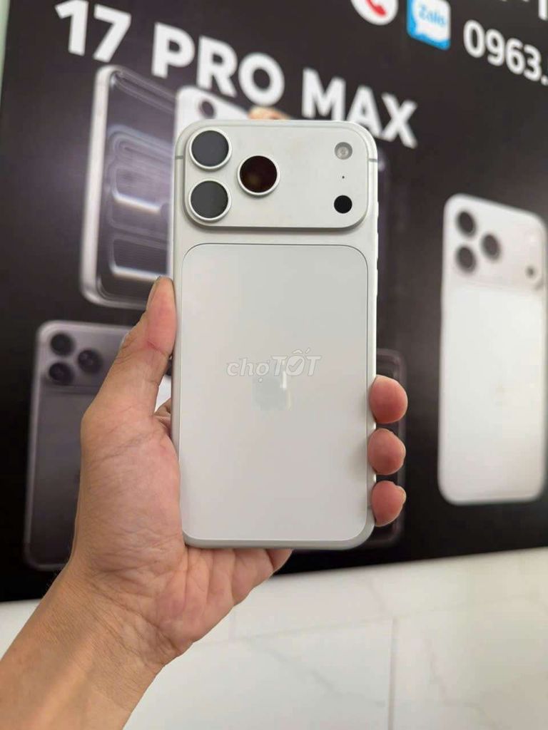Apple iPhone 17 Pro Max 256GB Trắng Đã qua sử dụng. Mua bán Điện thoại tại Thành phố Thủ Dầu Một Bình Dương được đăng bởi TTMobileBD hình 1