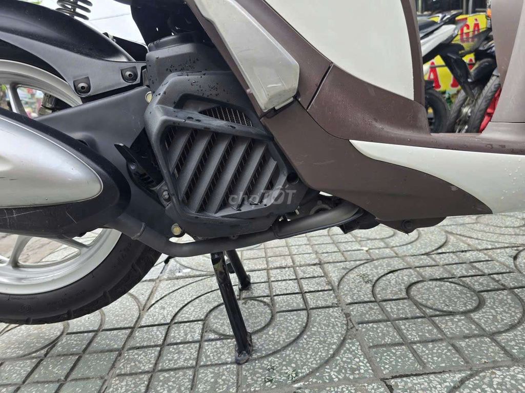 Sh mode 2017,khóa ga,xe lướt 15k,vỏ theo xe,xe đẹp. Mua bán Xe máy tại Huyện Hóc Môn Tp Hồ Chí Minh được đăng bởi                    CẦM ĐỒ TÍN PHÁT hình 6