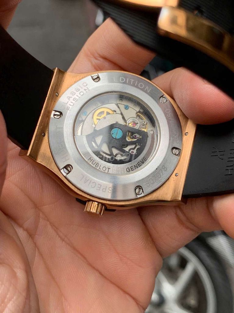 Đồng hồ Hút Lọt size 42mm máy cơ