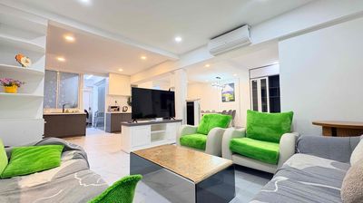 CHỦ NHÀ CHO THUÊ CĂN HỘ 2PN 85m2 FULL TIỆN NGHI NGAY TRUNG TÂM QUẬN 3