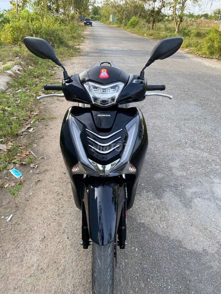 Honda SH 125 CBS 2018 Đen. Mua bán Xe máy tại Quận Cái Răng Cần Thơ được đăng bởi Nguyễn Chí đinh  hình 1