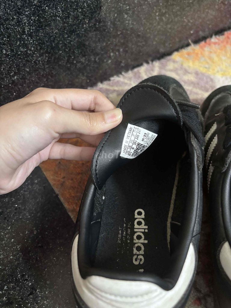 Giày thể thao Adidas Samba Đen. Mua bán Giày dép tại Thành phố Huế Thừa Thiên Huế được đăng bởi Trương Hữu Hiếu hình 1