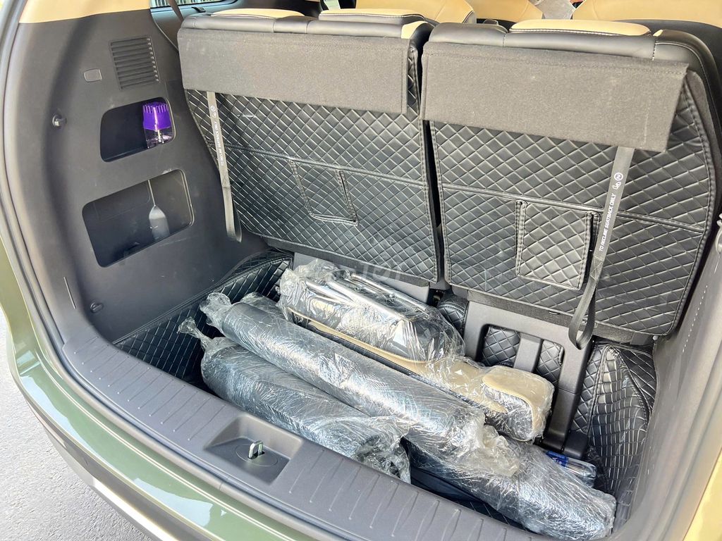 Kia Carnival 2023 Premium 2.2D 7S - 20000 km. Mua bán Ô tô tại Quận Bình Thạnh Tp Hồ Chí Minh được đăng bởi Kim Ngân Xe Lướt hình 9