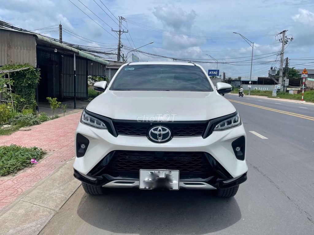 Fortuner 2020 Legender,9.000km,siêu đẹp,dầu,số sàn