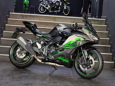 Kawasaki Ninja ZX25R 2023 Xám Titan 11504 km - 133086465